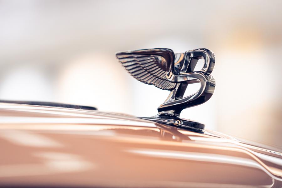 Маскот Bentley Mulsanne 6.75 Edition by Mulliner 2020 года  (NA) (фото 2 из 5)